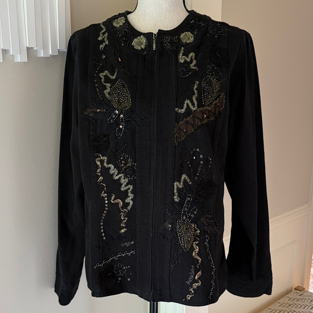 Chico's Size 2 Black Denim Zip Front Embroidered Beaded Jacket Blazer Large 12